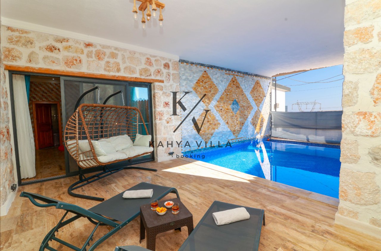 Villa Jungle Duo , Kalkan Akbel Bölgesinde  Jakuzili Balayı Villası