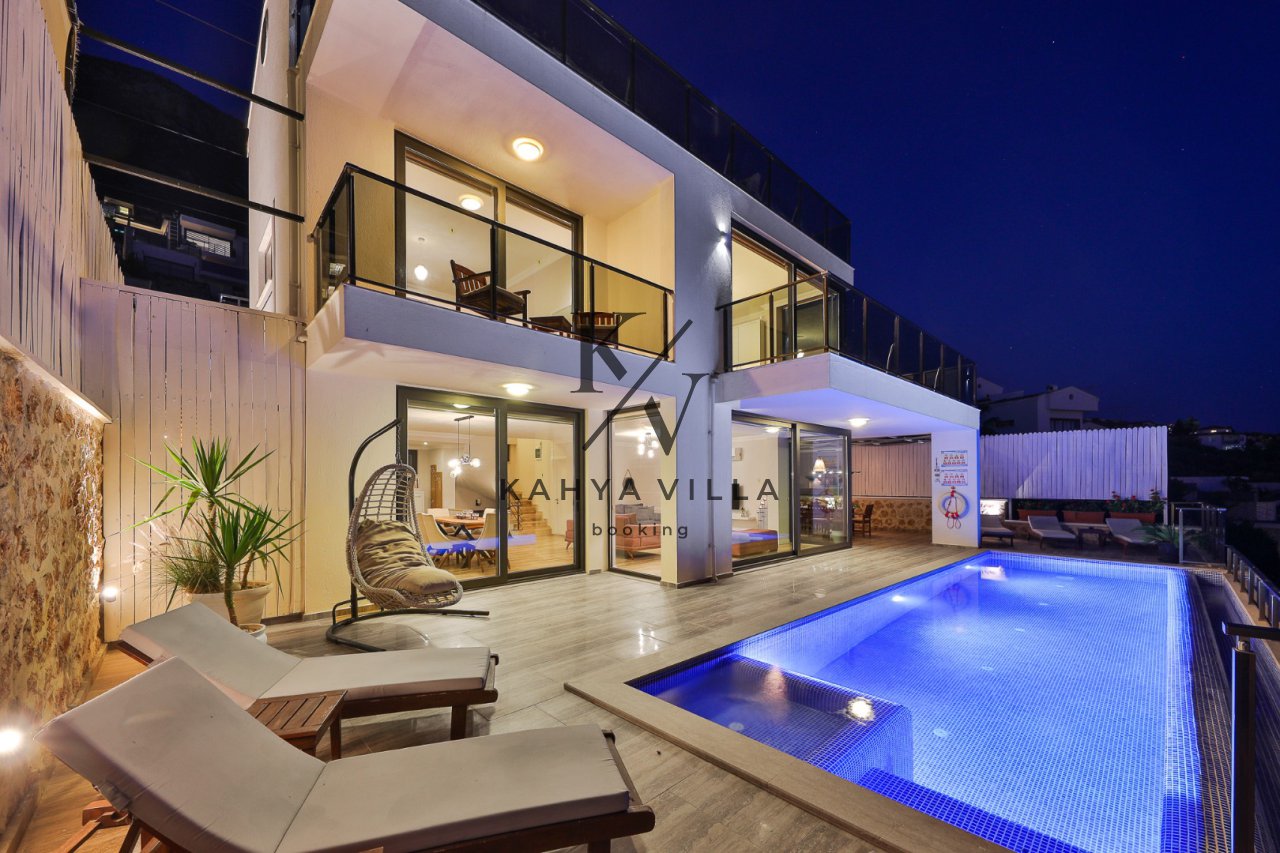 Villa Akasya ,Kalkan Kızıltaş Bölgesinde Bulunan 6 Kişilik Deniz Manzaralı Özel Havuzlu Tatil Villası