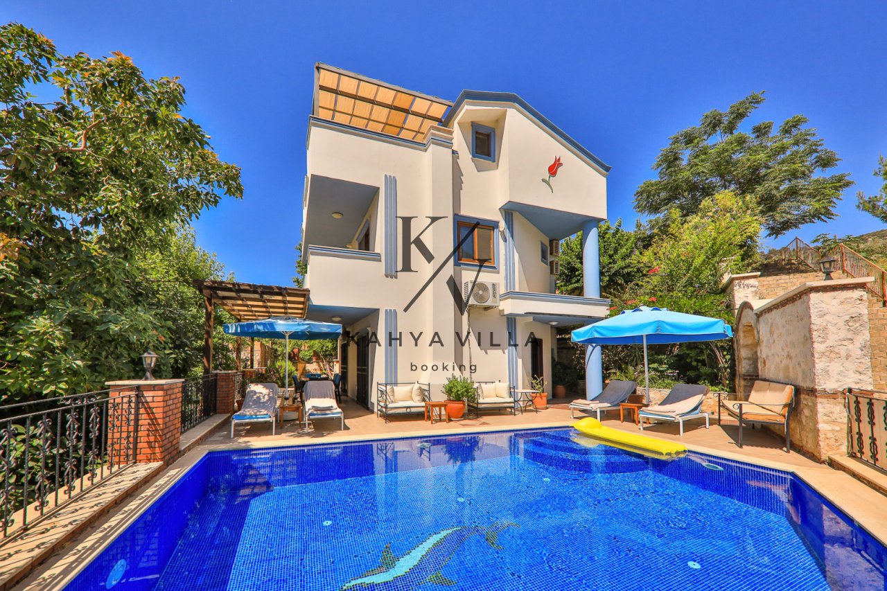 Villa Doreena | Kalkan Merkez’de Deniz Manzaralı Özel Havuzlu Villa