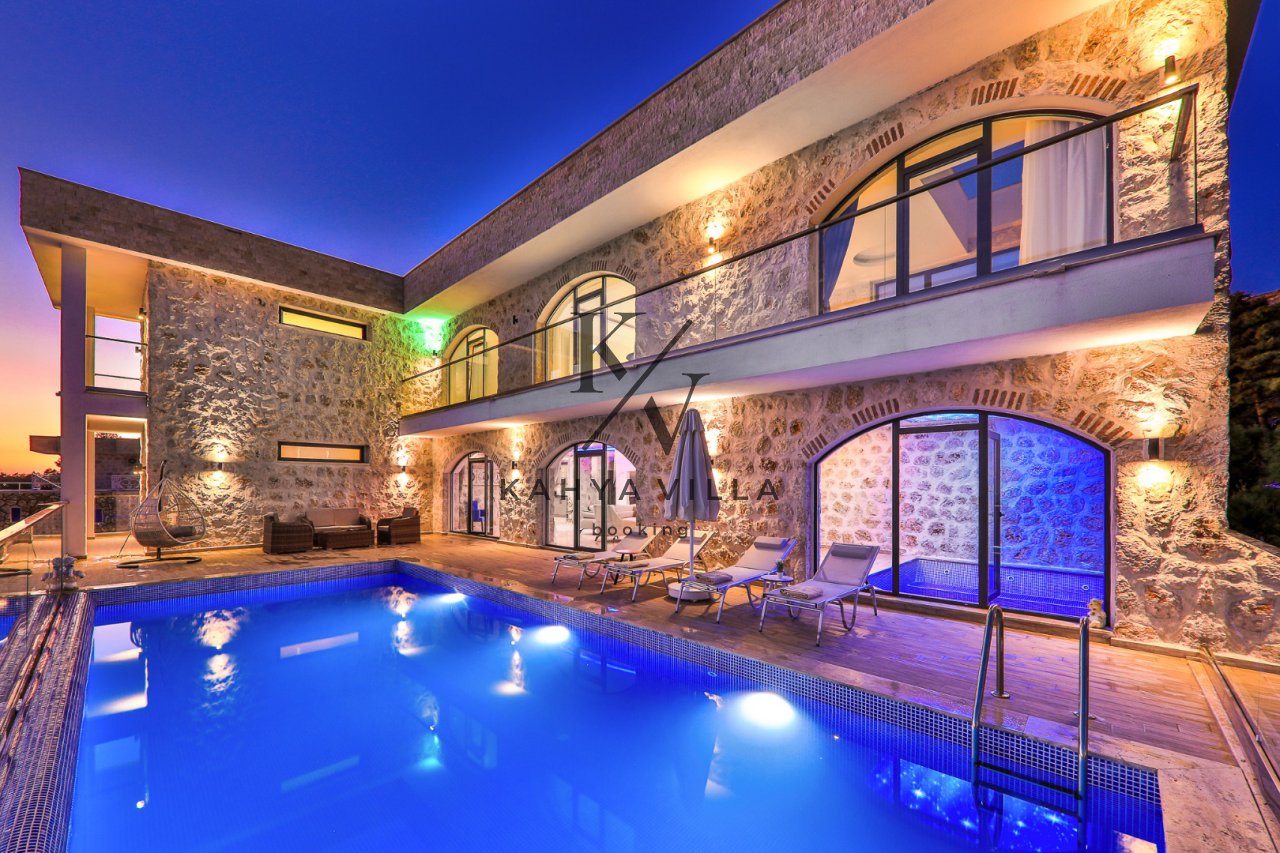 Villa Narin 10, Kalkan İslamlar Bölgesinde Bulunan 8 Kişi Kapasiteli, Doğa Manzaralı Villa