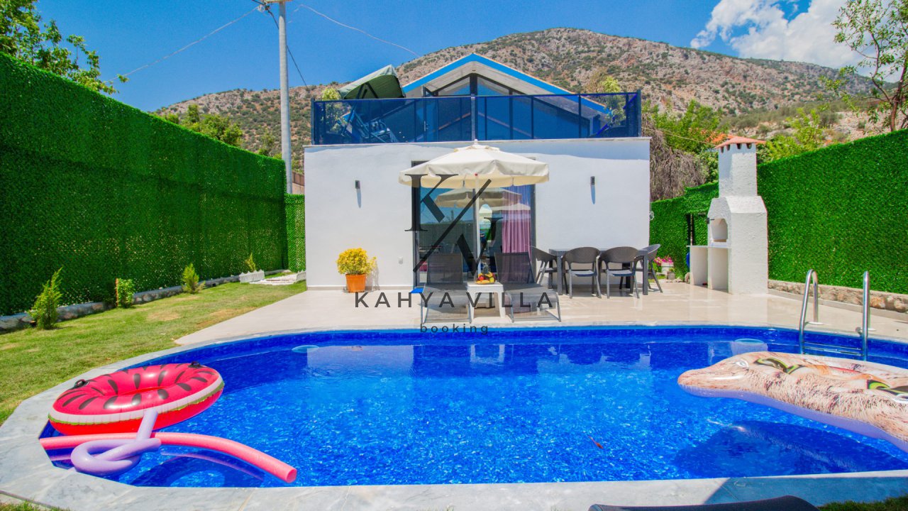 Villa The Brother's ,Kalkan Çayköy Bölgesinde Bulunan Havuz Alanı Korunaklı ,Jakuzili  Tatil Villası