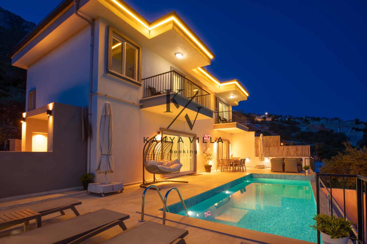 Villa Ata ,Kaş Çukurbağ Bölgesinde Doğa Manzaralı Tatil Villası