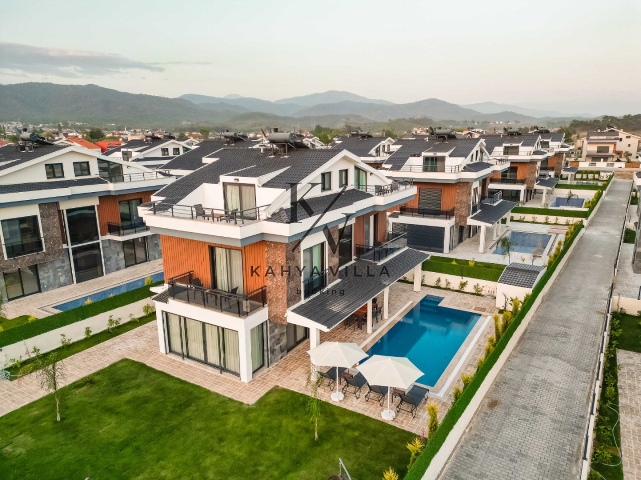 Villa Galaksi Venüs 4, Fethiye'nin Çalış Bölgesinde, 8 Kişi Kapasiteli Tatil Villası