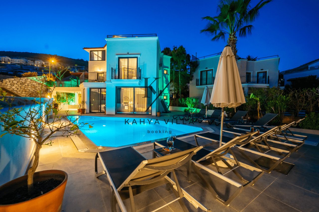 Villa Fey , Kalkan Ortaalan Bölgesinde Bulunan 8 Kişi Kapasiteli Özel Havuzlu Tatil Evi