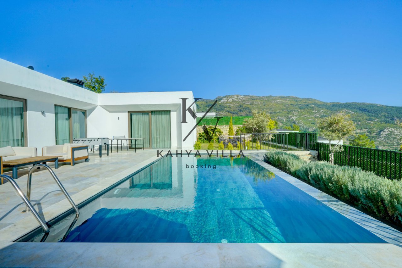 Villa  Mars,Kalkan İslamlar Bölgesinde Bulunan 6 Kişi Kapasiteli , JAKUZİLİ, Doğa Manzaralı Lüx Villa