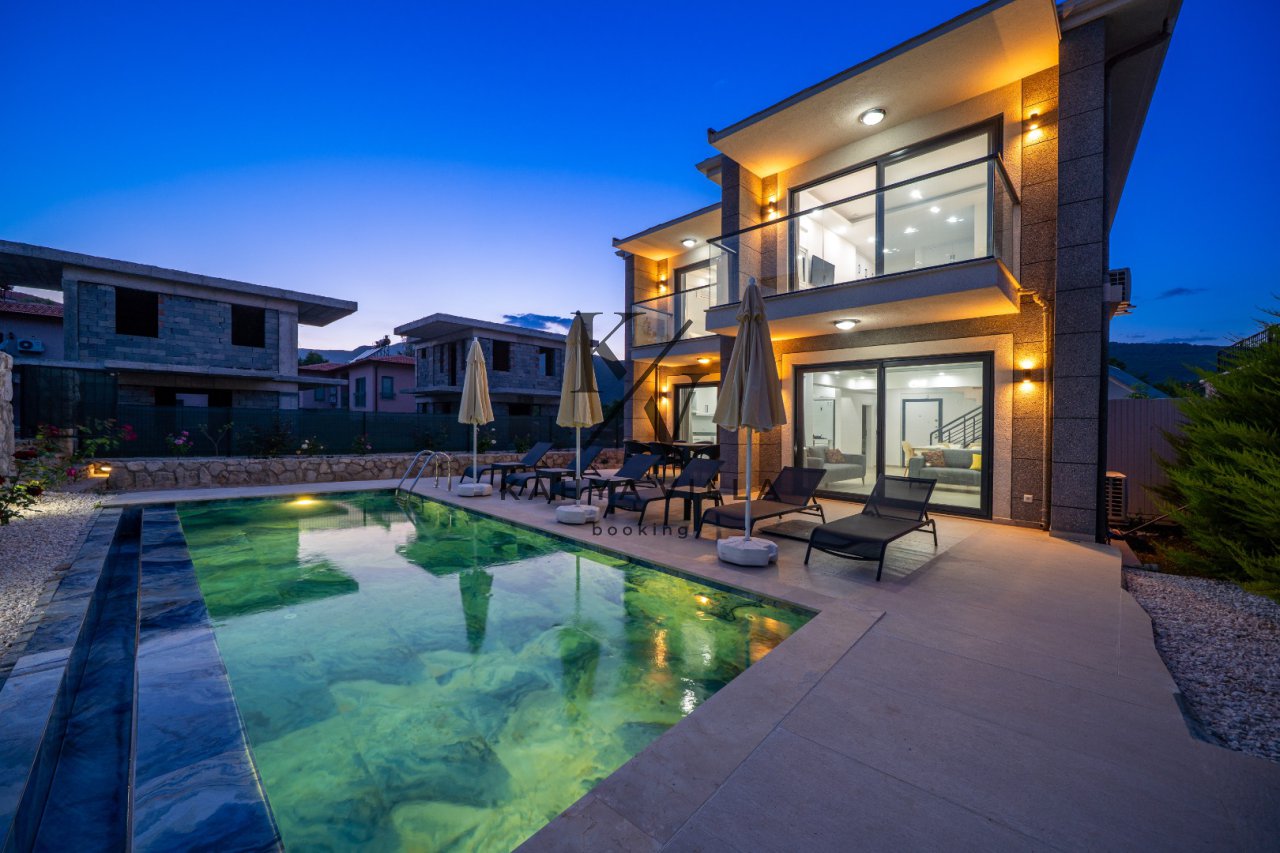 Villa Poyraz , Kaş Çukurbağ Bölgesinde Bulunan Lüks Kiralık Tatil Villası