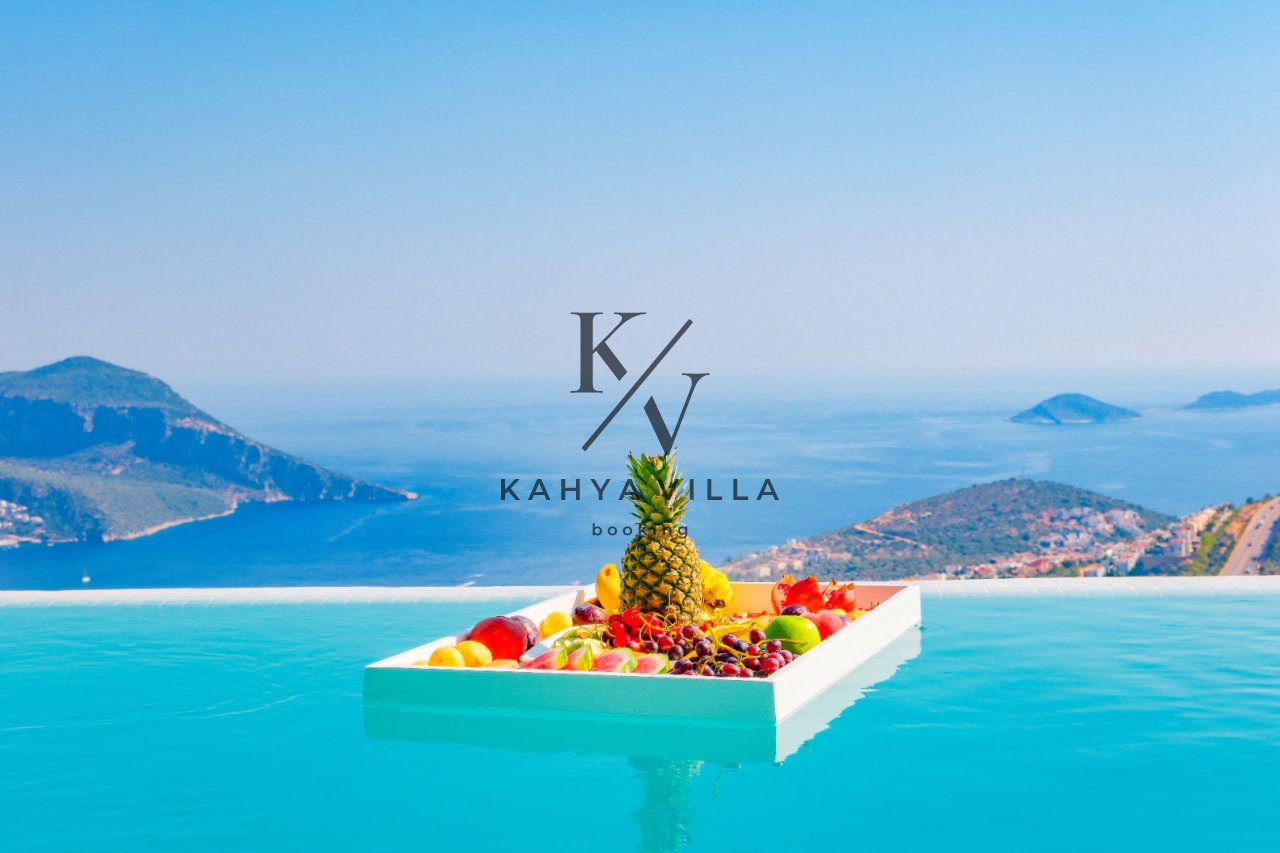 Villa Heart 9,Kalkan Akbel Bölgesinde Bulunan Jakuzili, Deniz Manzaralı Balayı Villamızdır.