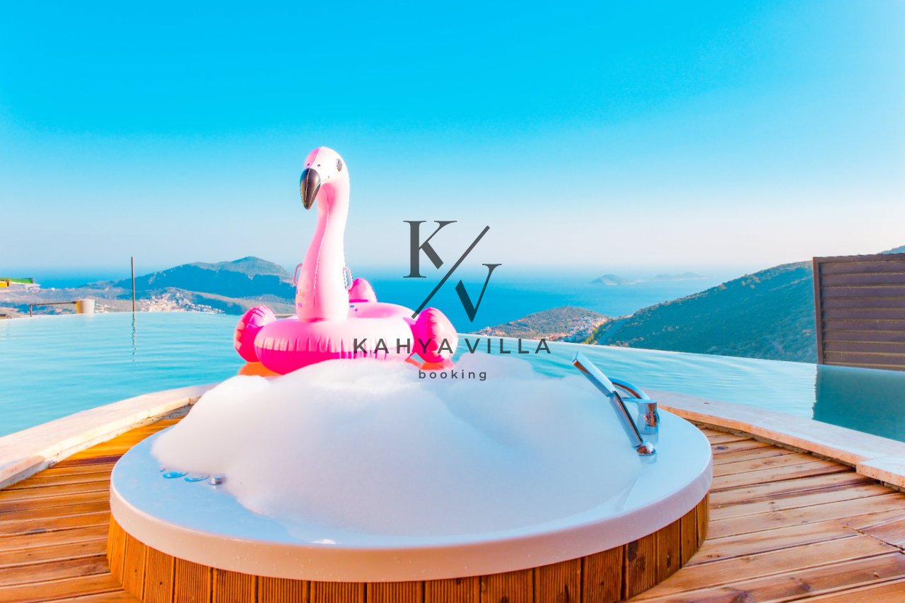 Villa Heart 11,Kalkan Akbel Bölgesinde Bulunan Jakuzili, Deniz Manzaralı Balayı Villamızdır.