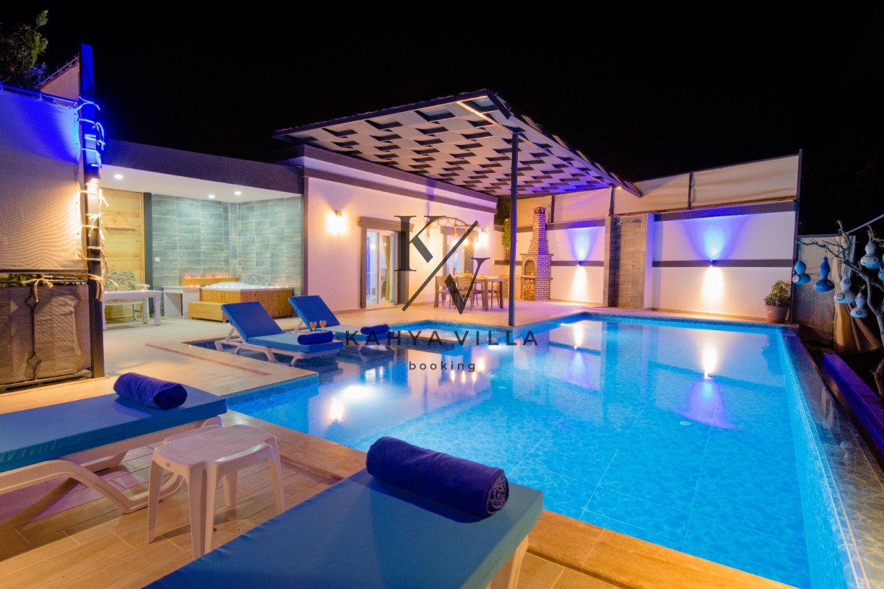Villa Portakal , Kalkan İslamlar Mevkiinde Bulunan 4 Kişi Kapasiteli Doğa Manzaralı Tatil Villası