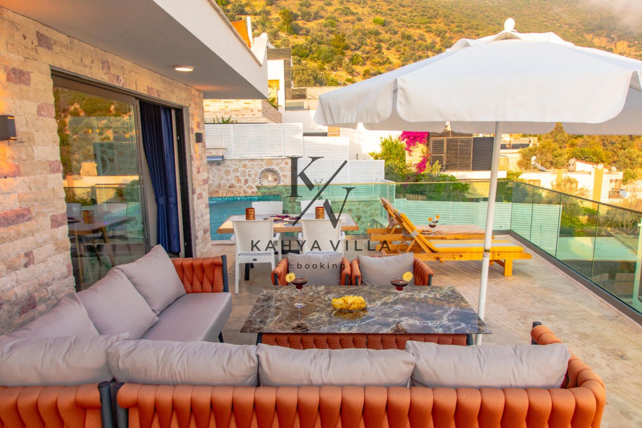 Villa Tepe 5, Kalkan Akbel Bölgesinde Bulunan Deniz Manzaralı Tatil Villası