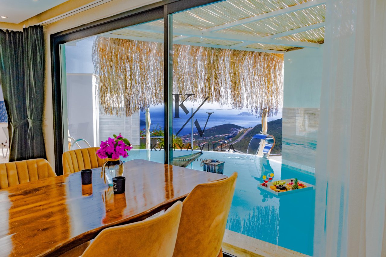 Villa Tepe 6, Kalkan Akbel Bölgesinde Bulunan Deniz Manzaralı Tatil Villası