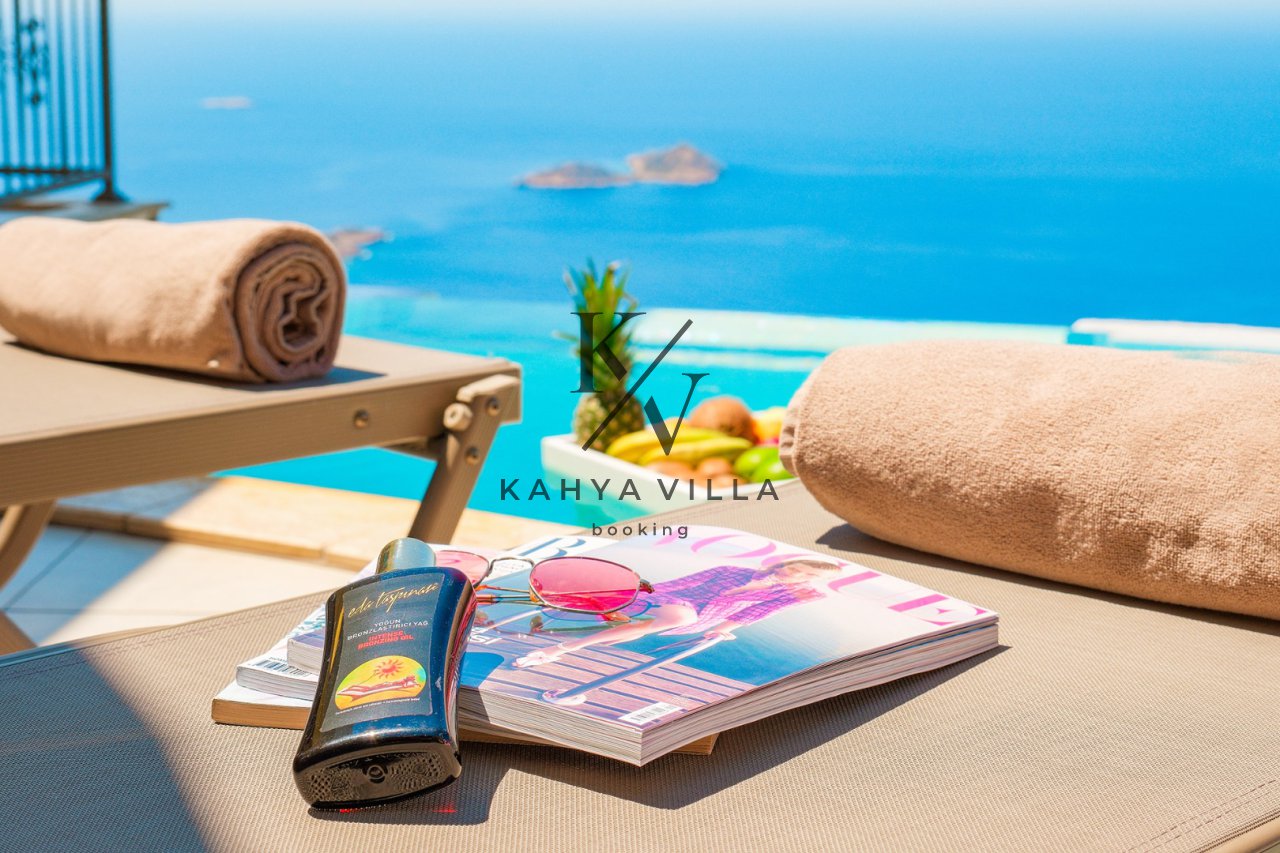 Villa Santorini 11 , Kalkan'da Deniz Manzaralı Balayı Villası.