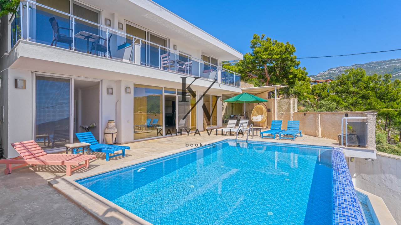 Villa Star Light 1, Kalkan İslamlar Mevkiinde Bulunan 4 Yatak Odalı 7 Kişi Kapasiteli Doğa Ve Deniz Manzaralı Tatil Villası