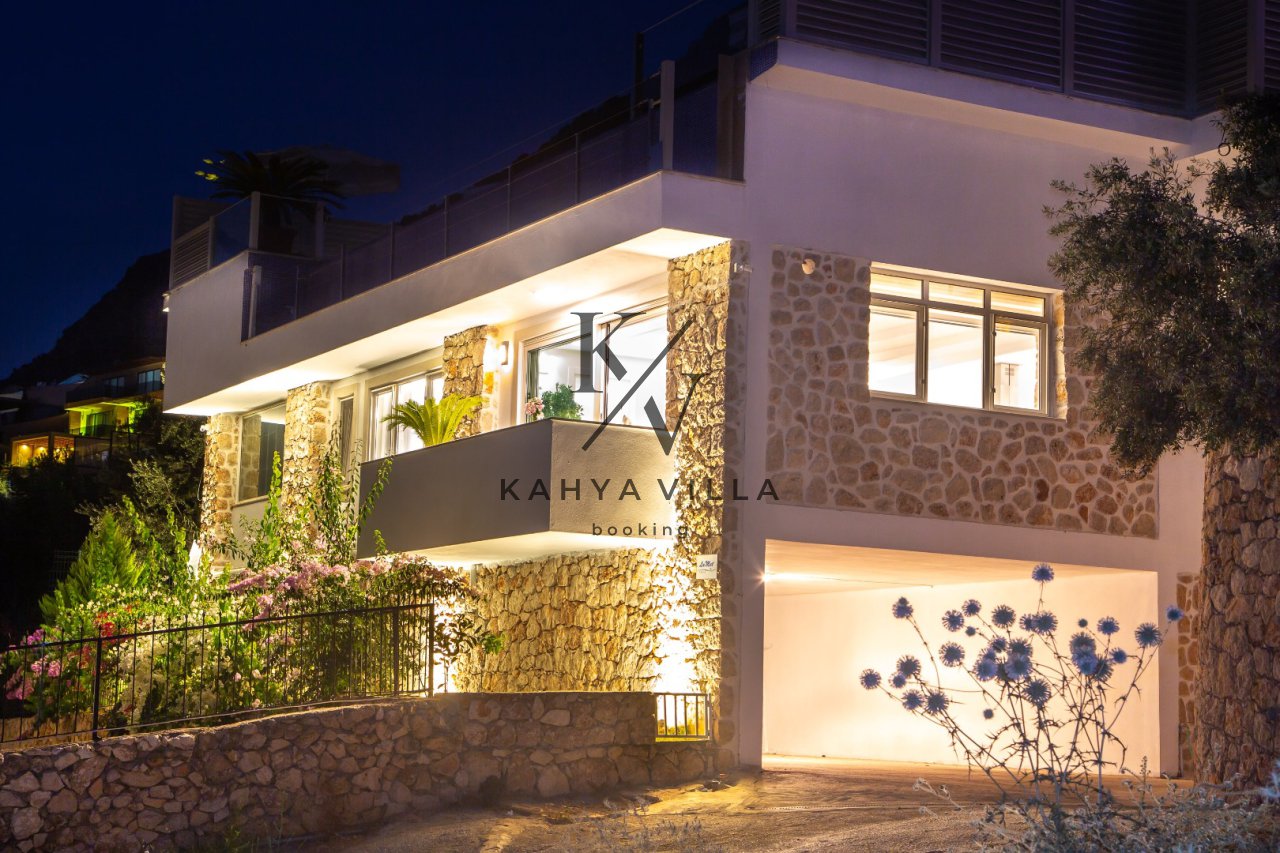 Villa Lagün Suit , KALKAN Kördere Mevkiinde Bulunan 4 Kişi Kapasiteli Kapalı Isıtmalı Havuzu Olan Tatil Villası