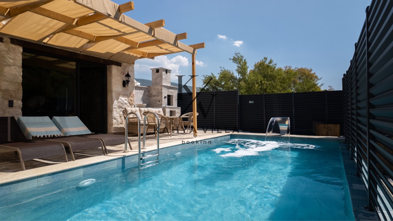 Villa Güldelen , Kalkan Sarıbelen Bölgesinde Bulunan  Balayı Villası