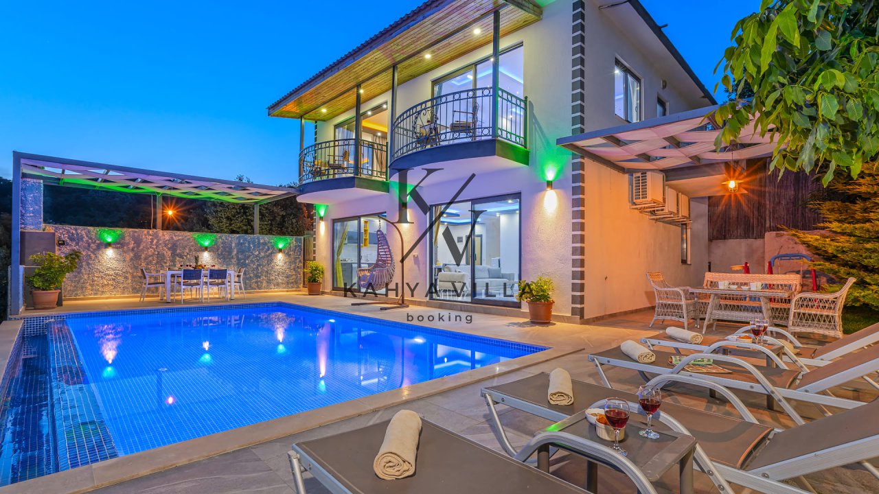 Villa Amanda ,KALKAN İslamlar Bölgesinde Bulunan 4 Kişi Kapasiteli Doğa Manzaralı Villamızdır.