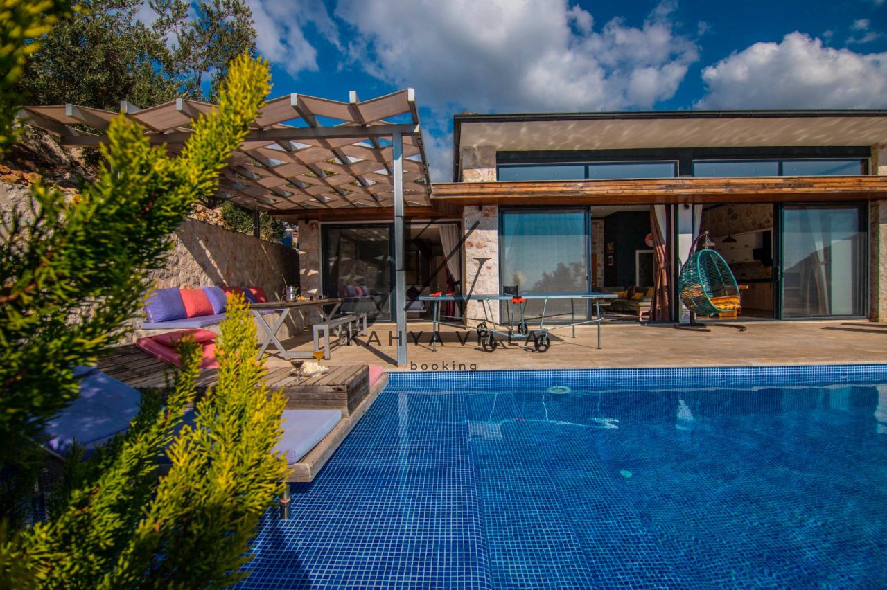 Villa Sultan Duo, Kalkan İslamlar Bölgesinde Bulunan 4 Kişi Kapasiteli  Doğa Manzaralı Tatil Villamızdır