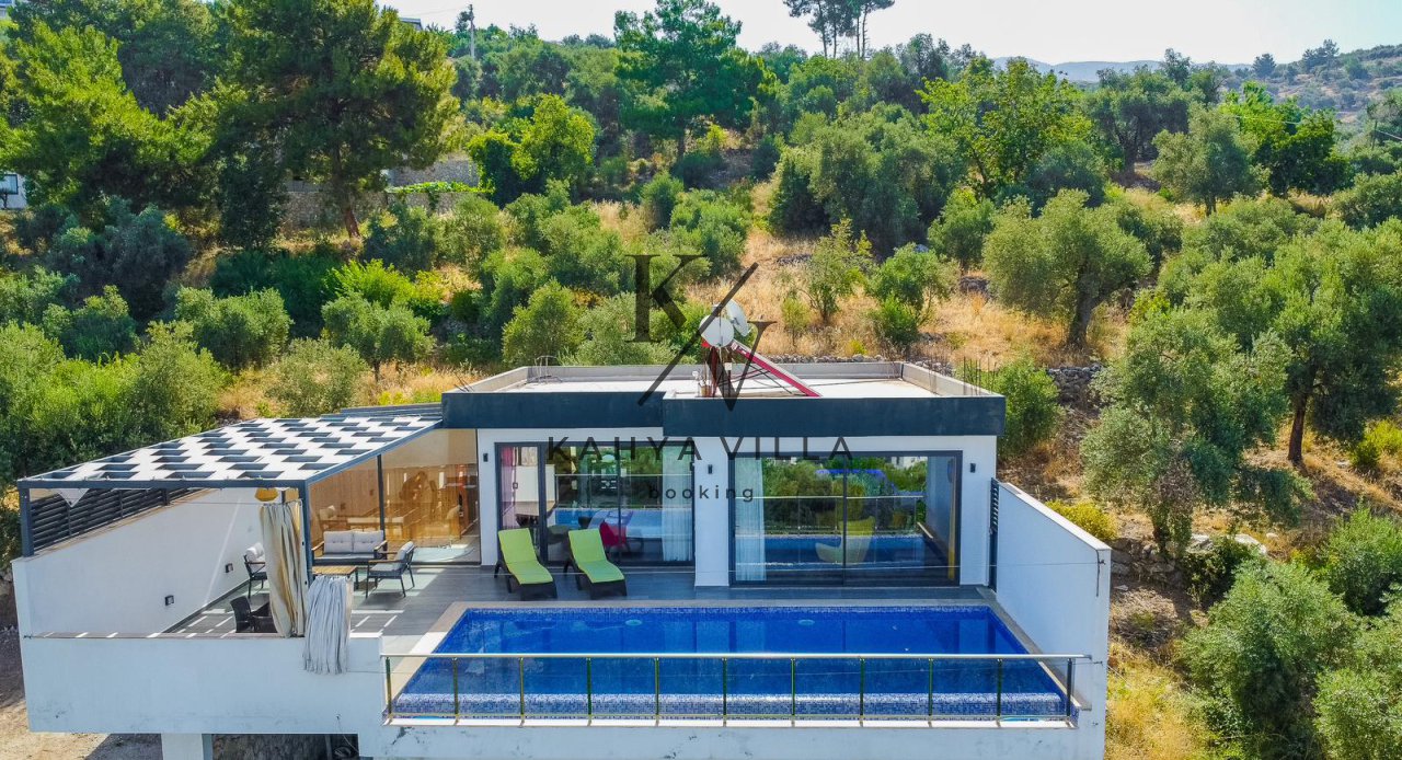 Villa Yummy | Kalkan Üzümlü’de Jakuzili, Saunalı Özel Havuzlu Balayı Villası