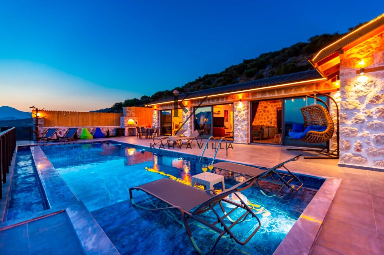 Villa Toklu | Kalkan Çavdır’da 4 Kişilik Korunaklı Doğa Manzaralı Tatil Villası