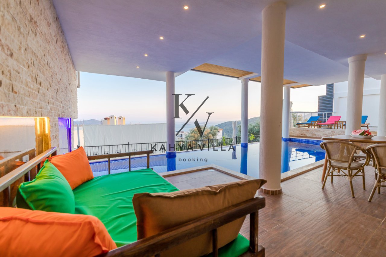 Villa Tepe 9, Kalkan Akbel Bölgesinde Bulunan 5 Kişi Kapasiteli ,Deniz Manzaralı Villamızdır.