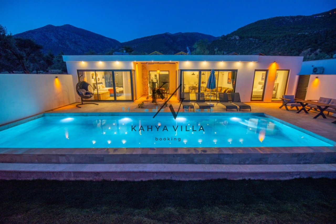 Villa Zeytin 2 | Kaş Çayköy’de Jakuzili, Saunalı Özel Havuzlu Villa