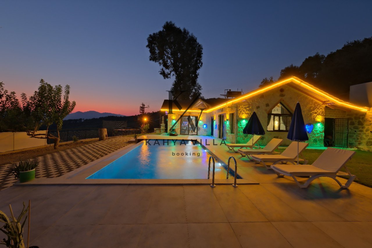 Villa Dolaşma | Seydikemer’de Jakuzili ve Saunalı Muhafazakâr Tatil Villası