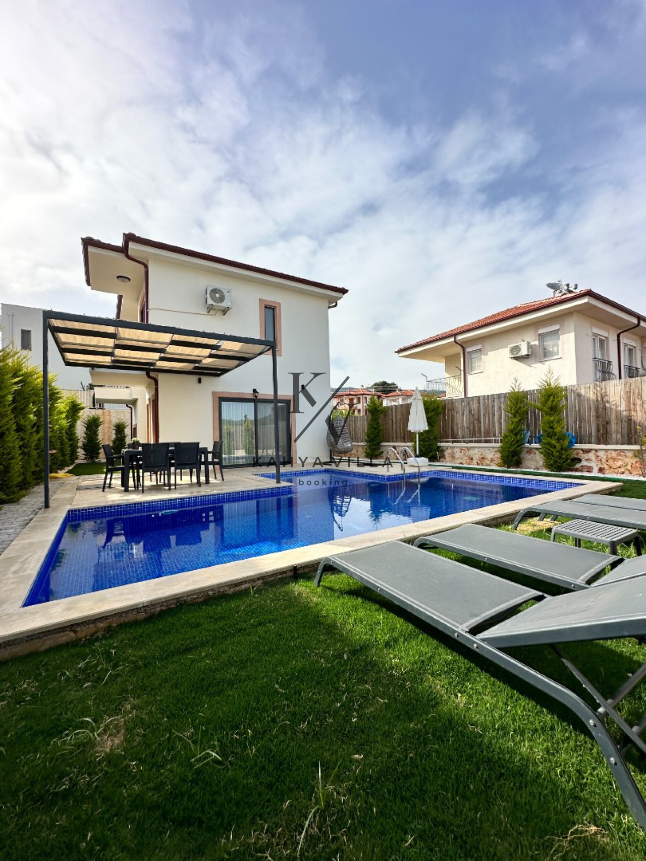 Villa Zakkum ,Kaş Çukurbağ Bölgesinde Bulunan  Özel Havuzlu Tatil Villası