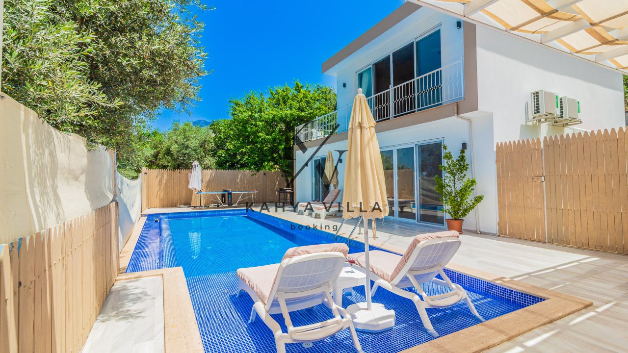Villa Kama , Kalkan Üzümlü'de Doğa Manzaralı Tatil Villası