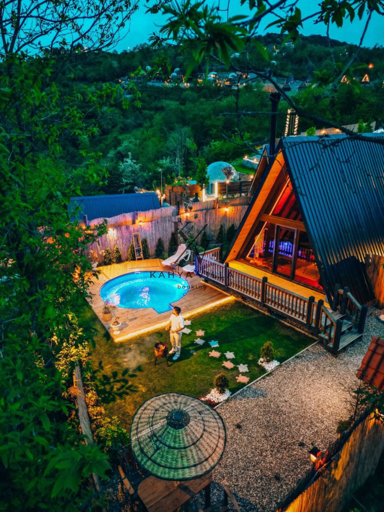 Villa SAPANCA-51, Sapanca Şükriye Bölgesinde Bulunan Isıtma Havuzlu Balayı Tatil Evi