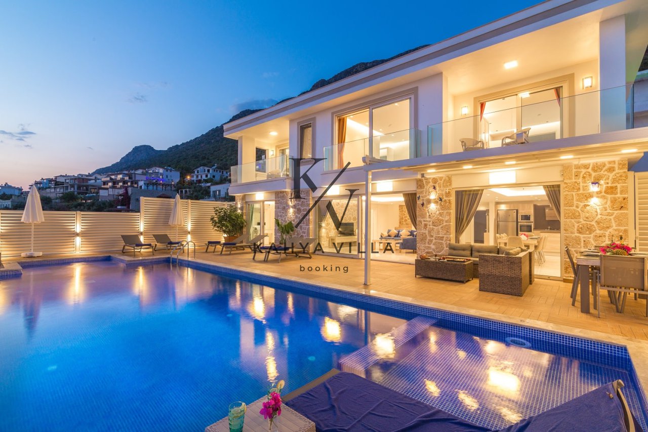 Villa Lagün, KALKAN Kördere Mevkiinde Bulunan 8 Kişi Kapasiteli Deniz Manzaralı Tatil Villası