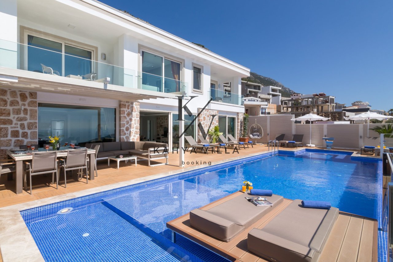 Villa Lagün AZUR  , KALKAN Kördere Mevkiinde Bulunan 8 Kişi Kapasiteli Deniz Manzaralı Tatil Villası