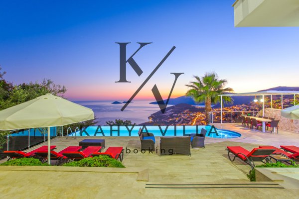 Villa Yirmi, Kalkan Kızıltaş Mevkiinde Bulunan Deniz Manzaralı 10 Kişi Kapasiteli Lüx Tatil Villası.