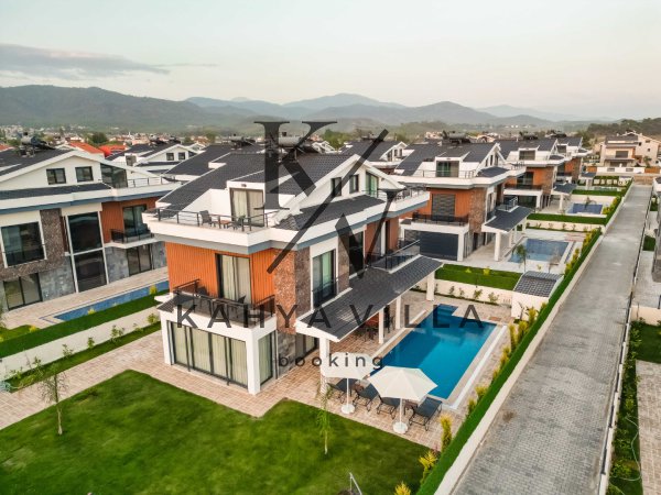 Villa Galaksi Venüs 4, Fethiye'nin Çalış Bölgesinde, 8 Kişi Kapasiteli Tatil Villası