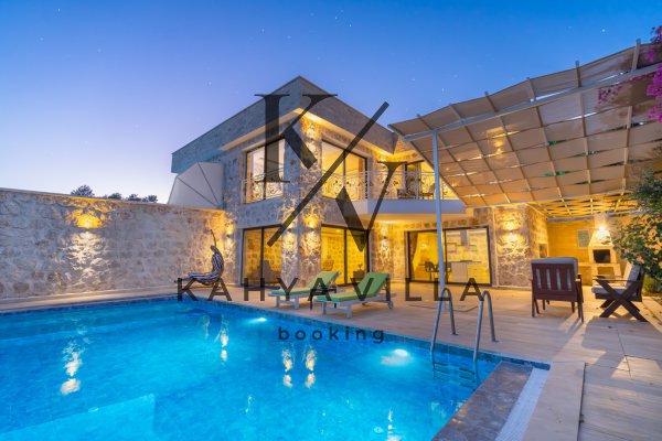 Villa Narin 2, Kalkan İslamlar Bölgesinde Bulunan 4 Kişi Kapasiteli, Doğa Manzaralı Villa
