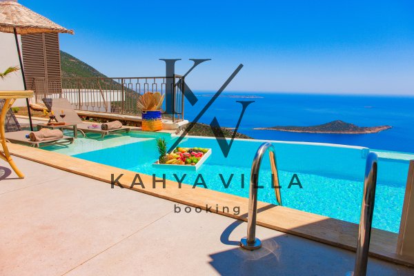 Villa Santorini 8 , Kalkan'da Deniz Manzaralı Balayı Villası.