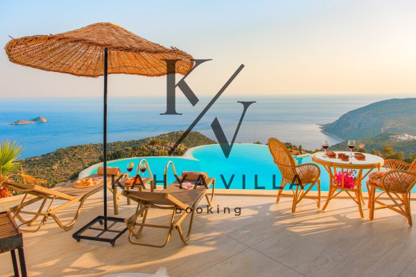 Villa Santorini 1 , Kalkan'da Deniz Manzaralı Balayı Villası.