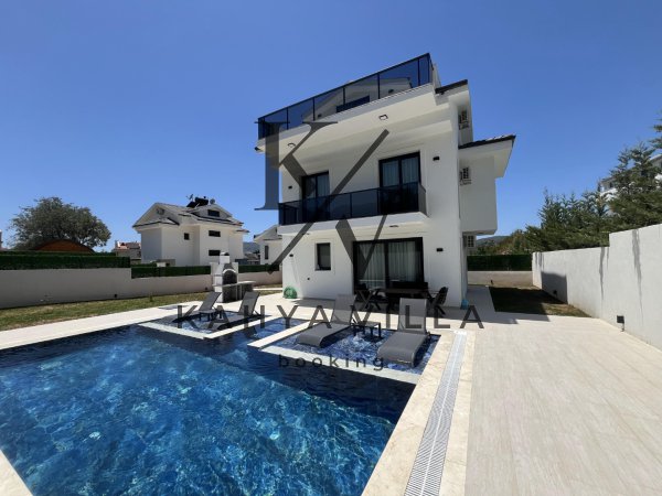 Villa Pachira 1, Fethiye Ovacık Mevkiinde Bulunan 6 Kişi Kapasiteye Sahip Doğa Manzaralı Villa