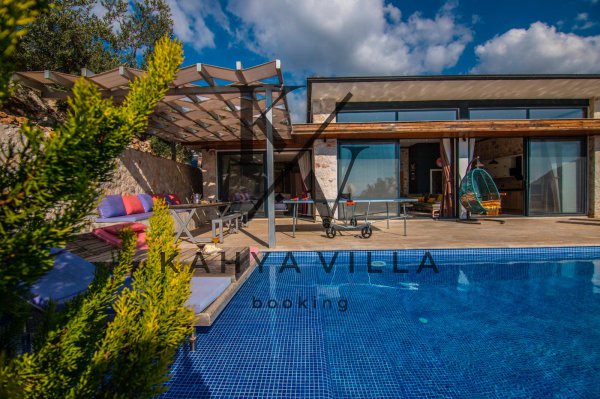 Villa Sultan Duo, Kalkan İslamlar Bölgesinde Bulunan 4 Kişi Kapasiteli Doğa Manzaralı Tatil Villamızdır