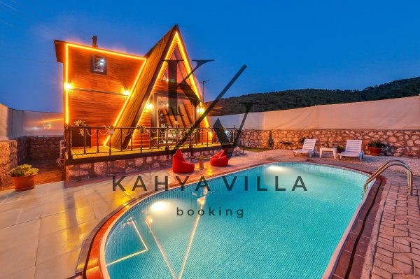 Villa İnci Sarıbelen | Muhafazakâr, Doğa İçinde Balayı Villası