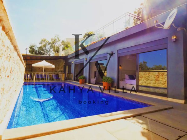 Villa Omaliza | Kalkan’da Korunaklı Havuzlu Merkezi Tatil Villası
