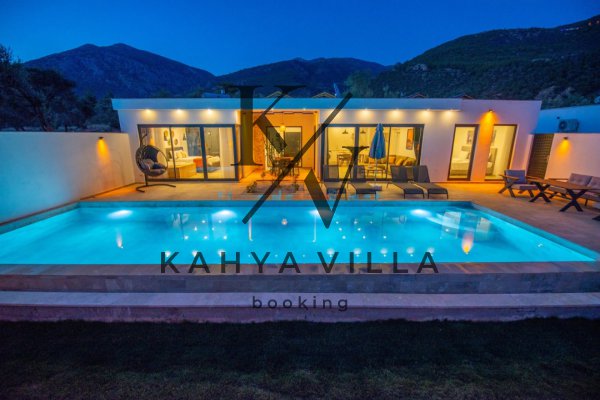 Villa Zeytin 2 | Kaş Çayköy’de Jakuzili, Saunalı Özel Havuzlu Villa