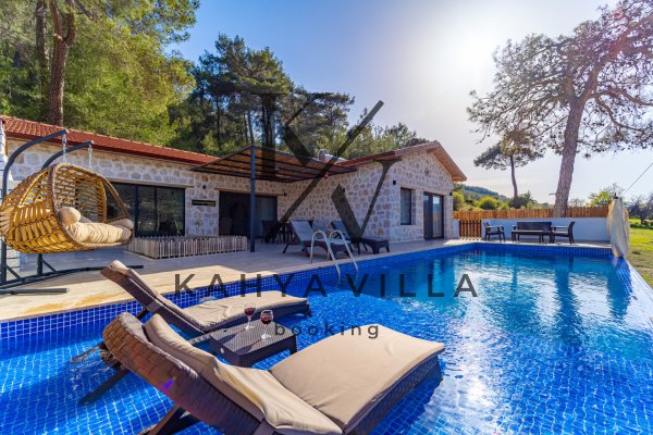 Villa Ladin , Kalkan Sarıbelen'de Özel Havuzlu Tatil Villası
